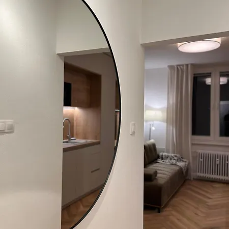 Stylish Studio At 500 Bytov Appartamento Bratislava